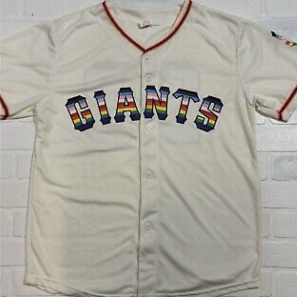 San Francisco Giants 2023 Pride Jersey. Size M. Excellent Condition